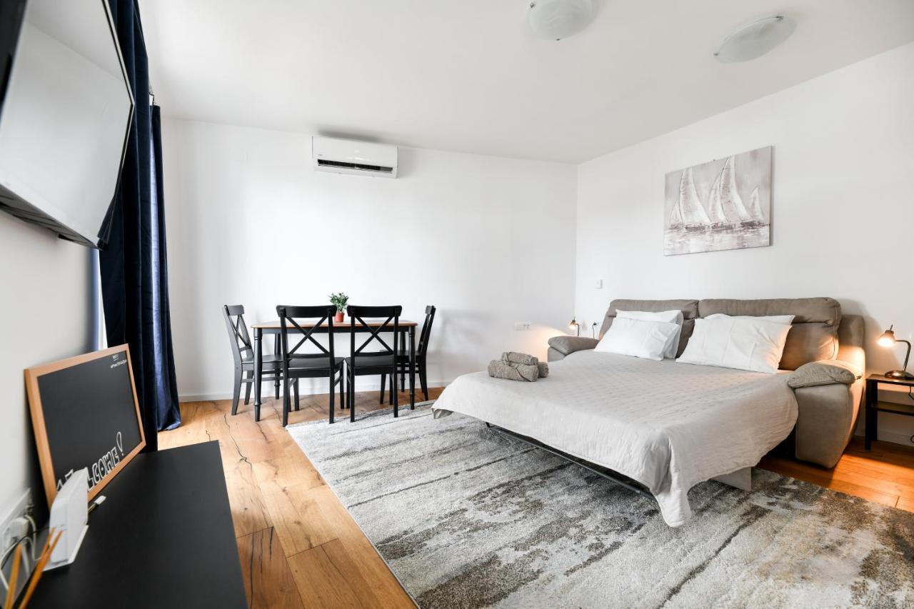 Apartment Canada Задар Екстериор снимка