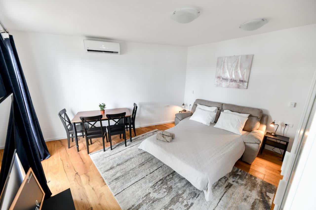 Apartment Canada Задар Екстериор снимка