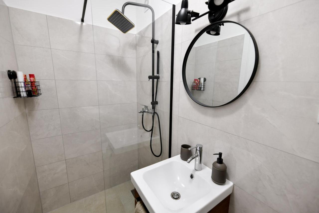 Apartment Canada Задар Екстериор снимка
