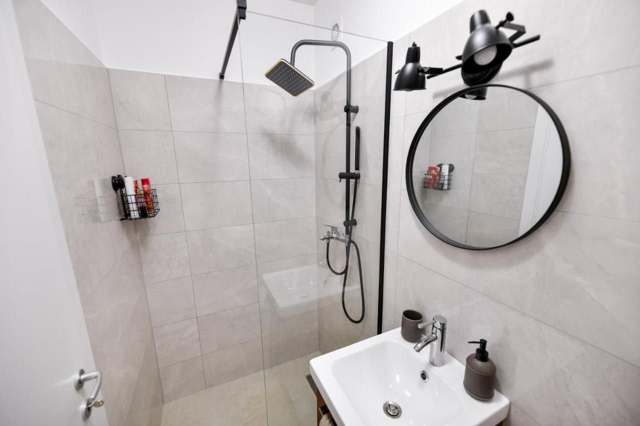 Apartment Canada Задар Екстериор снимка