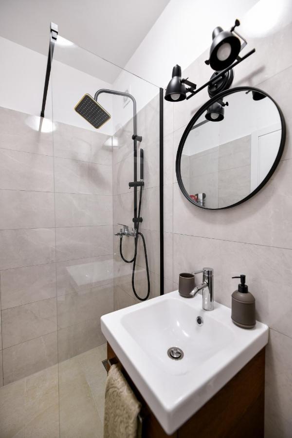 Apartment Canada Задар Екстериор снимка